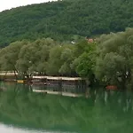 Al Nemah Villa